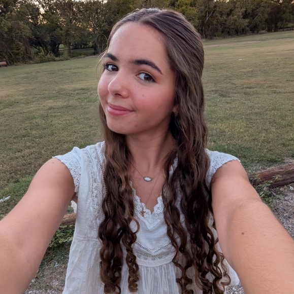 Meet your Posher, Reese - Picture 1 of 1